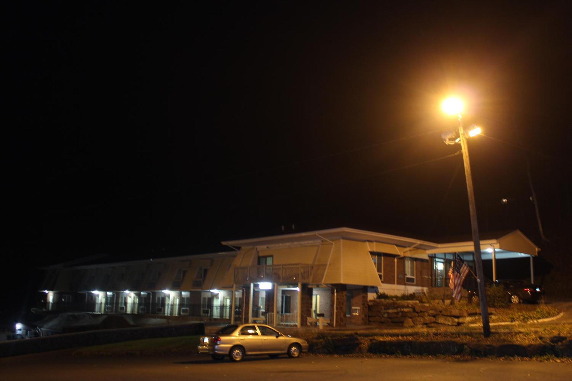 Passport Inn And Suites - Middletown Exterior photo